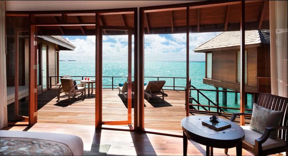 Over Water Suite photo 12